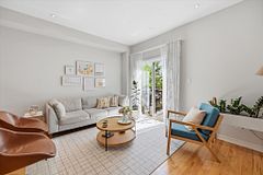 678 Rowley Common, Burlington, ON L7L 0A5