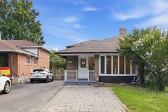 2535 Padstow Crescent, Mississauga, ON L5J 2G2