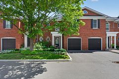 112 Fairwood Place W, Burlington, ON L7T 4B6