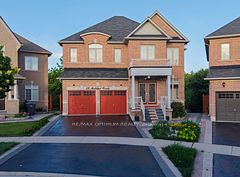 54 Midcrest Circle, Brampton, ON L6Y 0W5