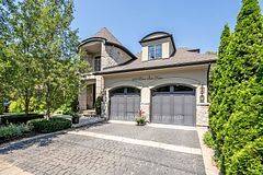 379 River Side Drive, Oakville, ON L6K 3N6