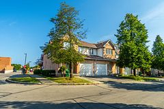 35 Malta Avenue 49, Brampton, ON L6Y 5B4