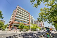 1830 Bloor Street W 636, Toronto, ON M6P 3K6
