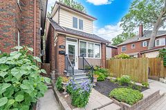 151 Jane Street, Toronto, ON M6S 3Y8