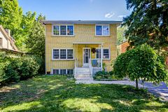 23 Broadview Avenue, Mississauga, ON L5H 2S8