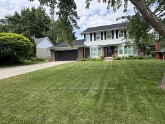 2109 Agincourt Crescent, Burlington, ON L7P 1P3