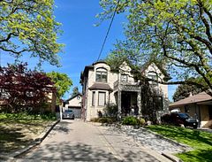21 Flamingo Crescent Unit 1, Toronto, ON M6M 4E9