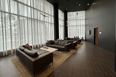 3900 Confederation Parkway 2301, Mississauga, ON L5B 0M3