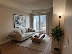 385 Prince Of Wales Drive 401, Mississauga, ON L5B 0C6