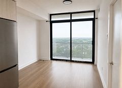 86 Dundas Street E 1410, Mississauga, ON L5A 1W4