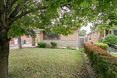 16 McLaughlin Road N, Brampton, ON L6X 1Y5
