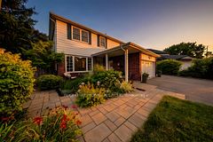 2796 Tallberg Court, Mississauga, ON L5J 1T1