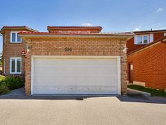 556 Farwell Crescent Lower, Mississauga, ON L5R 2A6