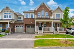 94 Benhurst Crescent, Brampton, ON L7A 5A5