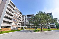 2121 Roche Court 109, Mississauga, ON L5K 2C7