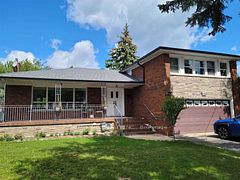 68 Claver Avenue S #1, Toronto, ON M6B 2W2