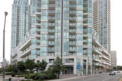 3939 Duke of York Boulevard 1706, Mississauga, ON L5B 4N2