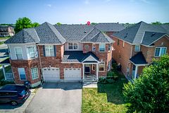 916 McNair Circle, Milton, ON L9T 6Y5