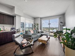 2220 Lake Shore Boulevard W 1704, Toronto, ON M8V 0C1
