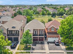 32 Brentcliff Drive, Brampton, ON L7A 2N1