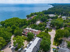23 Chisholm Street, Oakville, ON L6K 3W2