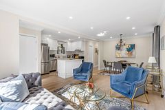 34 Ringley Avenue, Toronto, ON M8Y 1P1