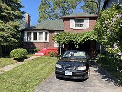40 Glenvalley Drive S, Toronto, ON M6M 4V9