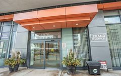 4070 Confederation Parkway 3007, Mississauga, ON L5B 0E9