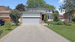 1413 Harmsworth Square, Oakville, ON L6H 3E7