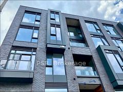 35 Wabash Avenue 205, Toronto, ON M6R 0A9