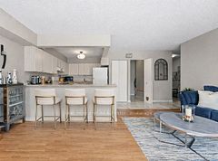 16 Fourth Street 25, Orangeville, ON L9W 4N7