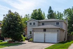 9 Doepath Way, Caledon, ON L7E 2G4