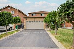 8 Ballycastle Crescent, Brampton, ON L6Z 2V5