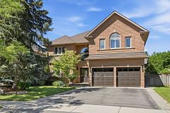 2101 Westoak Trails Boulevard, Oakville, ON L6M 3L2