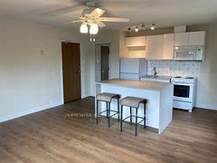 5 High Park Boulevard 302, Toronto, ON M6R 1M5
