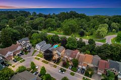 644 Sweetwater Place, Mississauga, ON L5H 3Y8
