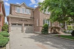 12 Ferncroft Place, Brampton, ON L7A 2Z6