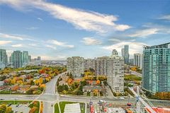 55 Elm Drive 604, Mississauga, ON L5B 3Z3