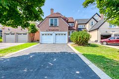 4303 Mayflower Drive, Mississauga, ON L5R 1T7