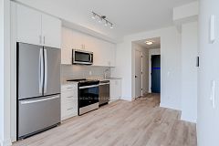 335 Wheat Boom Drive 813, Oakville, ON L6H 7C2