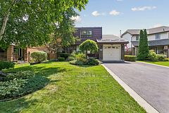 11 Longbourne Crescent, Brampton, ON L6S 2R8