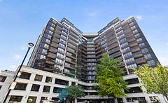 1060 Sheppard Avenue W 902, Toronto, ON M3J 0G7