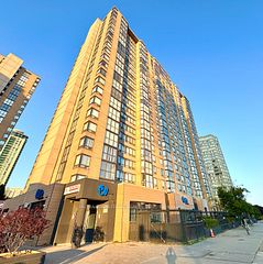 285 Enfield Place 1412, Mississauga, ON L5B 3Y6
