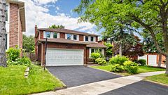 2027 Roy Ivor Crescent, Mississauga, ON L5L 3N7