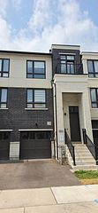 1359 Kaniv Street, Oakville, ON L6M 5R3