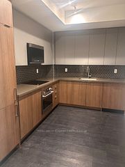 2481 Taunton Road 1002, Oakville, ON L6H 3R7