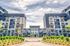 102 Grovewood Common 129, Oakville, ON L6H 0X2