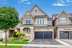 4849 Columbus Drive, Burlington, ON L7M 0H3