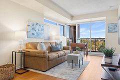 1050 The Queensway 611, Toronto, ON M8Z 0A8