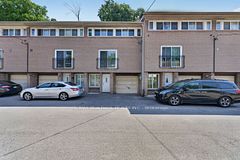 6 Sentinel Road 5, Toronto, ON M3J 3T7